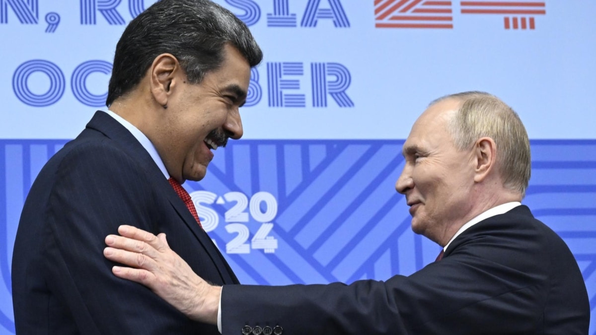 Nicolás Maduro y Vladimir Putin en la cubre .