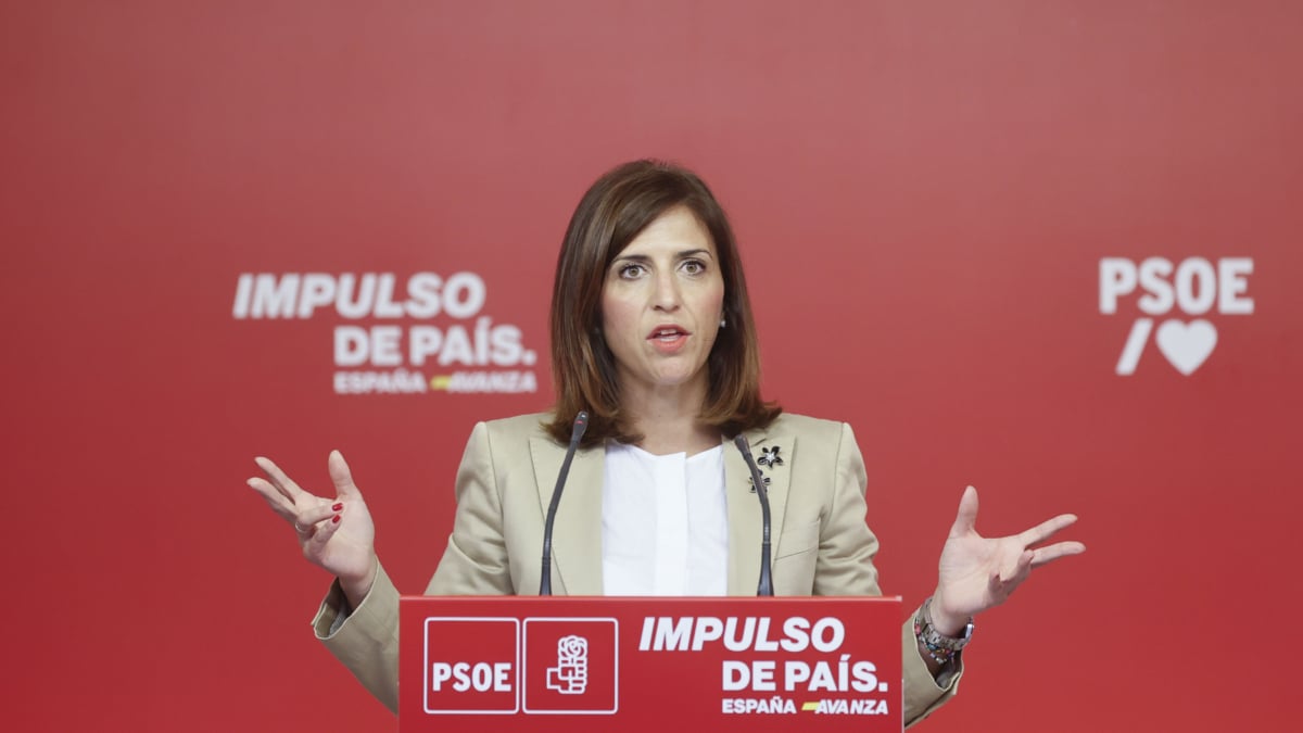 MADRID, 14/10/2024.-La portavoz del PSOE, Esther Peña, este lunes durante la rueda de prensa en la sede del PSOE en Madrid.-EFE/ Fernando Alvarado