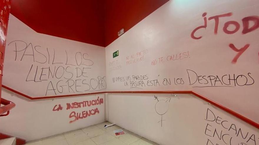 La UPV aparta al profesor al que se hizo un escrache "por fascista" y remite a la Fiscalía sus mensajes