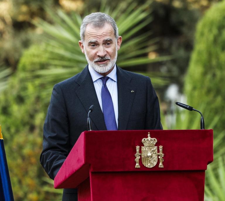 Felipe VI en Jordania: "Ansiamos ver el fin del drama humano y el silencio de las armas"