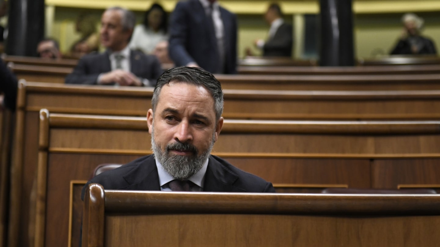 El presidente de Vox, Santiago Abascal, en su escaño del Congreso