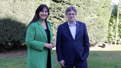 Puigdemont oficializa su candidatura a presidir Junts y envía a Borràs a la fundación del partido