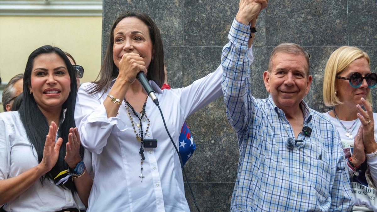 María Corina y Edmundo González, durante la campaña electoral de las elecciones presidenciales de Venezuela celebradas en julio.