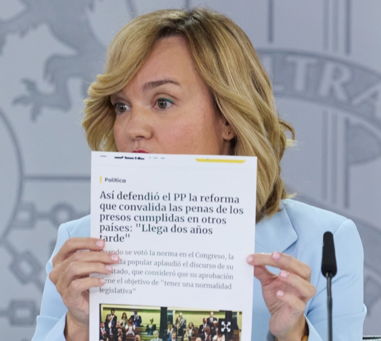 La Moncloa elude explicar la reforma que beneficia a los presos etarras y descarga la presión en el PP