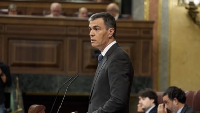 Sánchez se burla de Feijóo por el error de la ley de los presos etarras: "No saben adónde van. La oposición no tiene a nadie al volante"