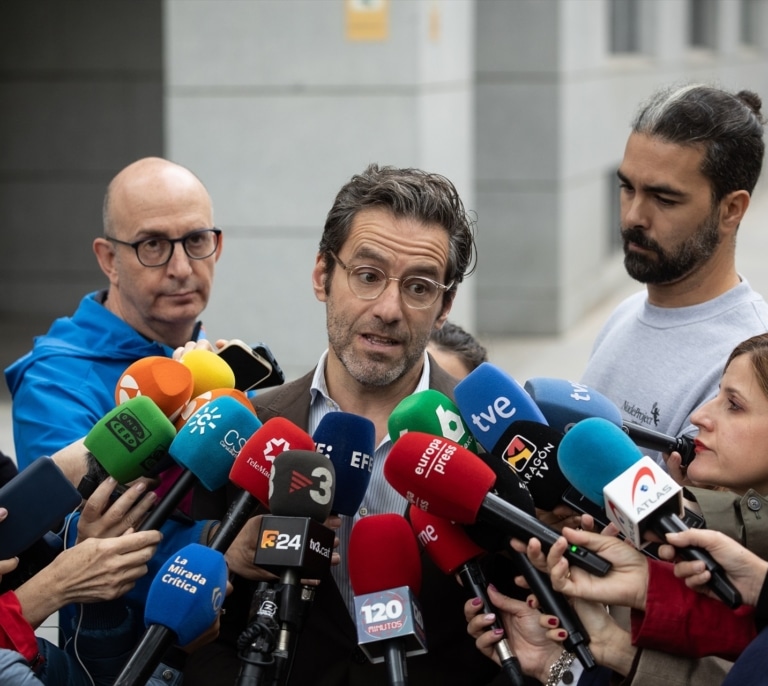 El PP pide que se identifique a los recepcionistas de Ferraz en los días que se produjeron los presuntos pagos en negro