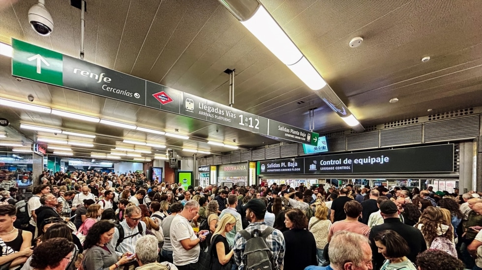 Tres ministros, dos presidentes de Renfe y cuatro de Adif: historia de la zozobra ferroviaria del Gobierno