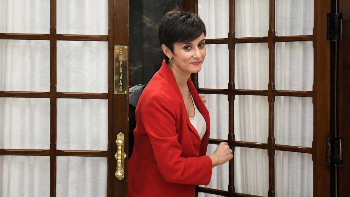 Isabel Rodríguez en el Congreso.