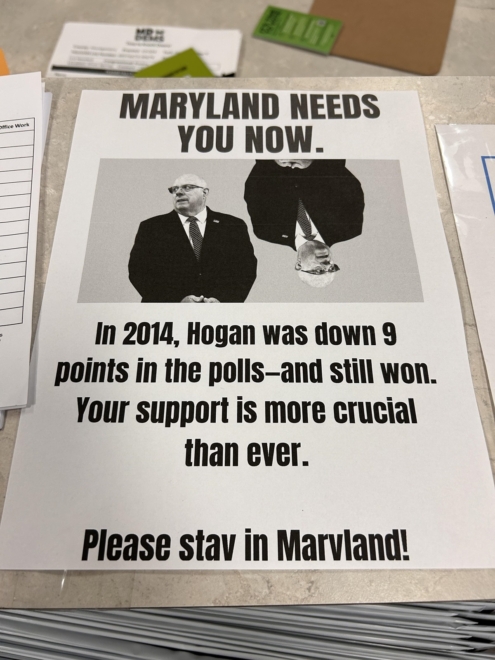 Un cartel intenta convencer a los voluntarios de que centren sus esfuerzos en Maryland, en lugar de marchar a estados clave, porque la carrera para el Senado está muy ajustada.