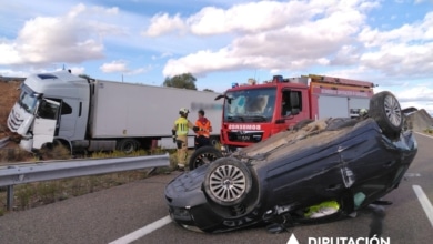 Muere arrollado por un camión el conductor de una grúa que auxiliaba a un coche en Zaragoza