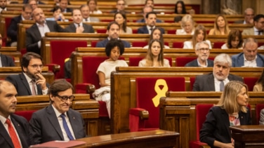 Esquerra reta a Junts con el referéndum y el concierto económico