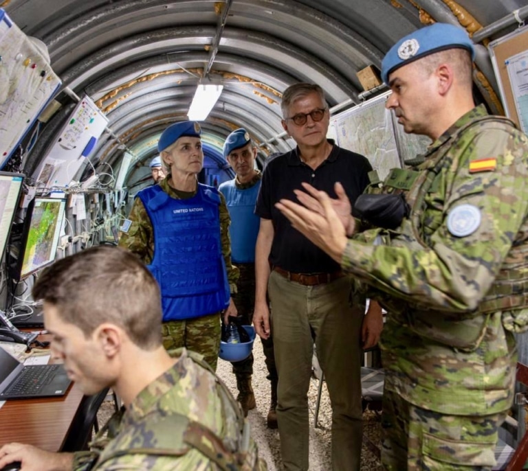 La misión de Cascos Azules en el Líbano "profundamente preocupada" por actividad militar israelí cerca de sus bases