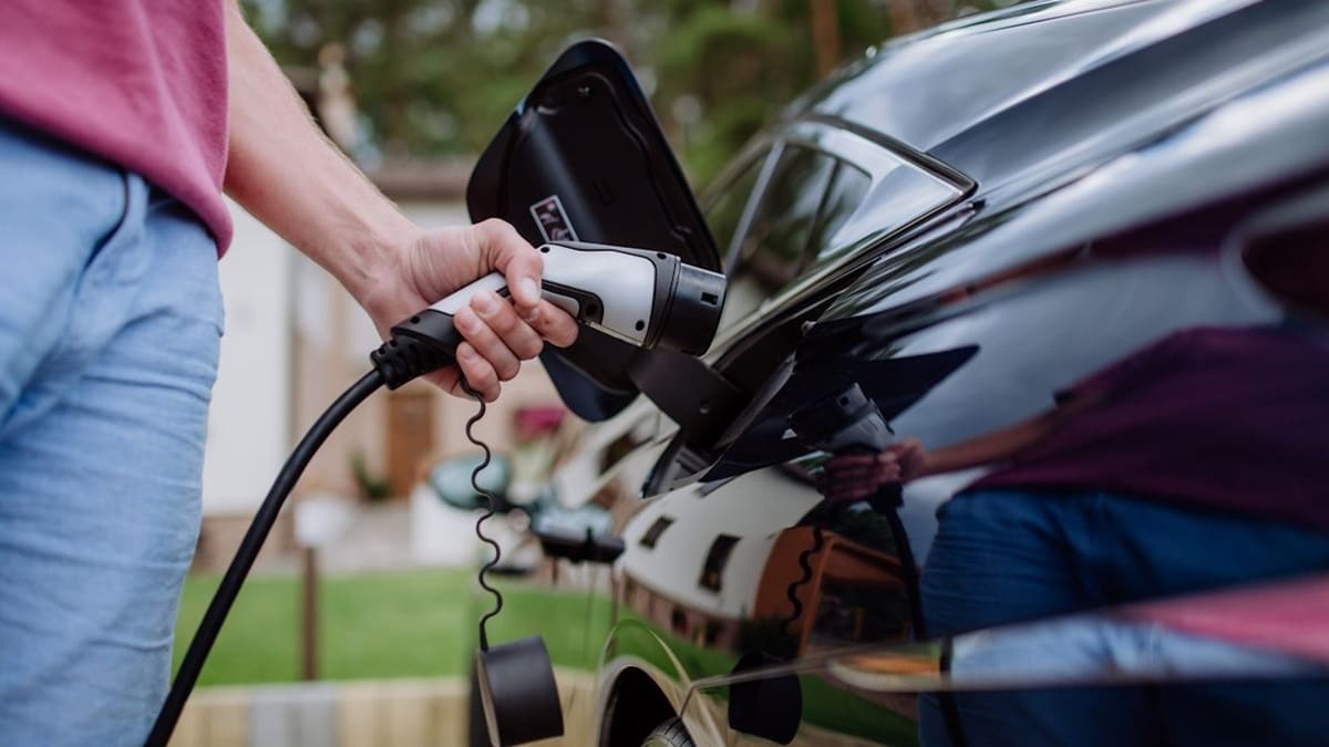 Los coches eléctricos siguen sin convencer: este es el problema que los fabricantes no consiguen solucionar /EP