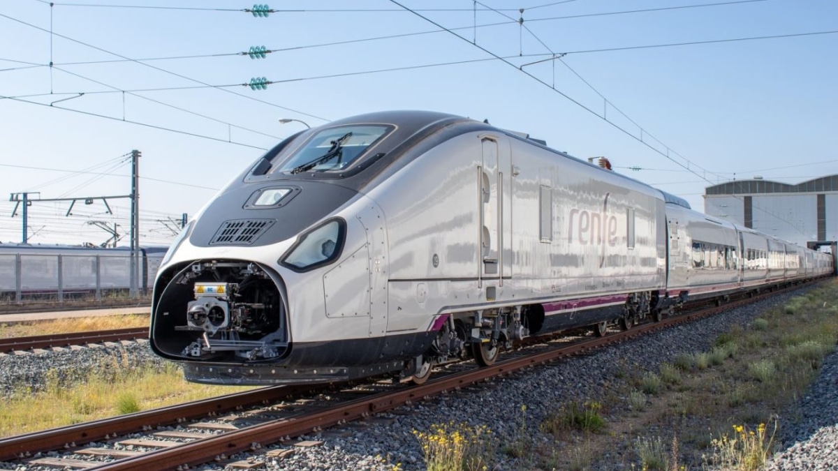 Un tren de Talgo del modelo Avril para Renfe.