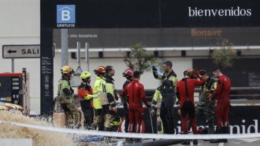 La Policía no encuentra cadáveres en el primer piso del párking de Bonaire tras la dana