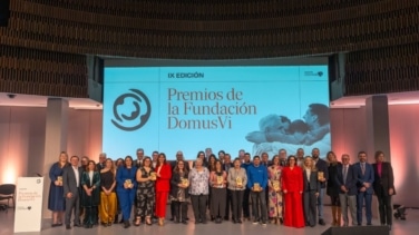 La Fundación DomusVi premia a entidades comprometidas socialmente y a Gemma Cuervo por su trayectoria profesional