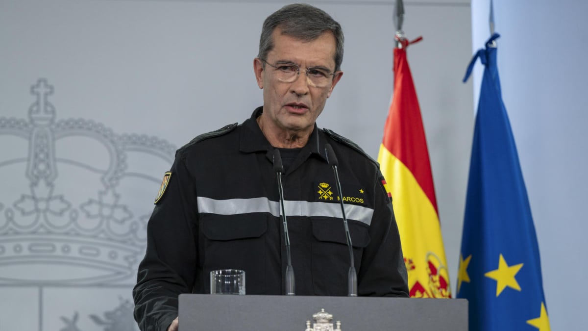 El general jefe de la UME, Javier Marcos informa de lo abordado en la séptima reunión del Comité de crisis para el seguimiento de los efectos de la DANA.