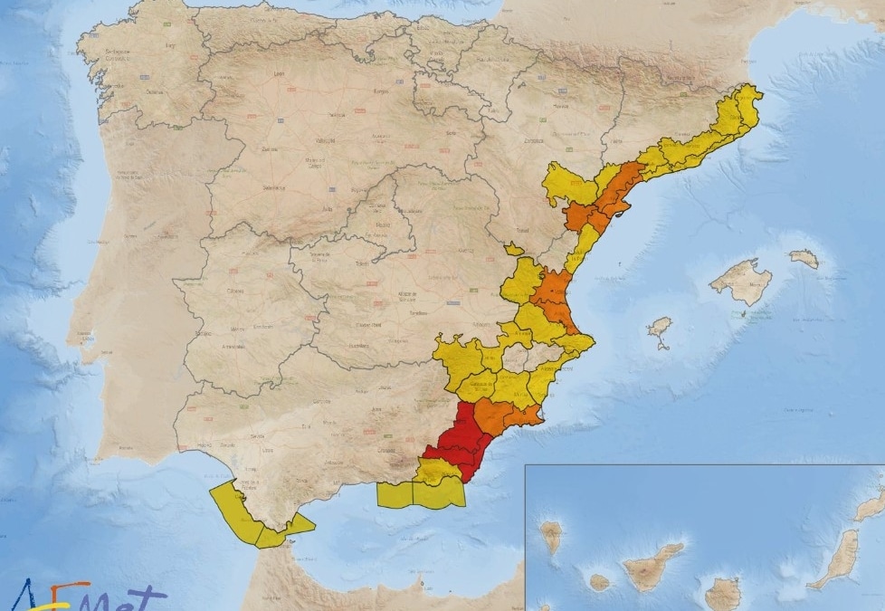 La Aemet activa el aviso rojo por lluvias en Almería: "El peligro es extremo"