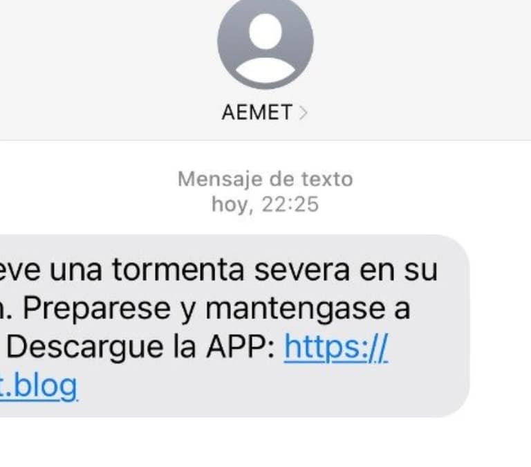 Aemet alerta sobre una nueva estafa vía SMS avisando de "tormenta severa"