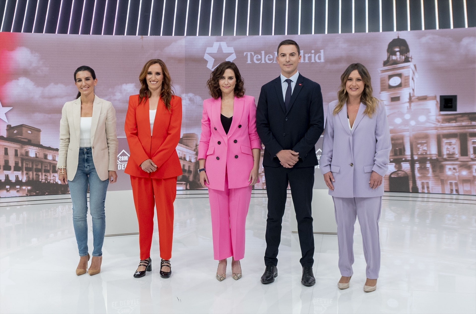 La presidente madrileña, Isabel Díaz Ayuso, en el último debate con los líderes de la oposición, de los que no queda ninguno