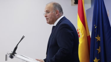 El PP rechaza la cita de Sánchez con Puigdemont: "El presidente va a recibir órdenes e instrucciones"