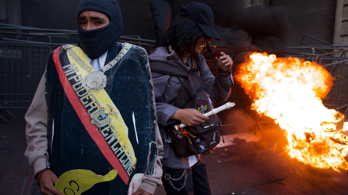 Manifestantes en las calles de Quito