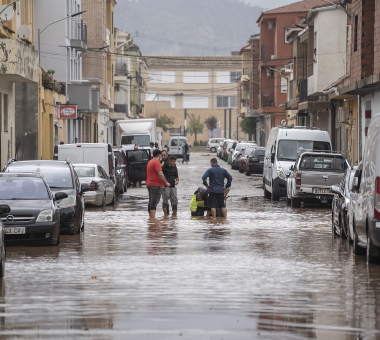 La Aemet activa el aviso rojo por lluvias en Valencia