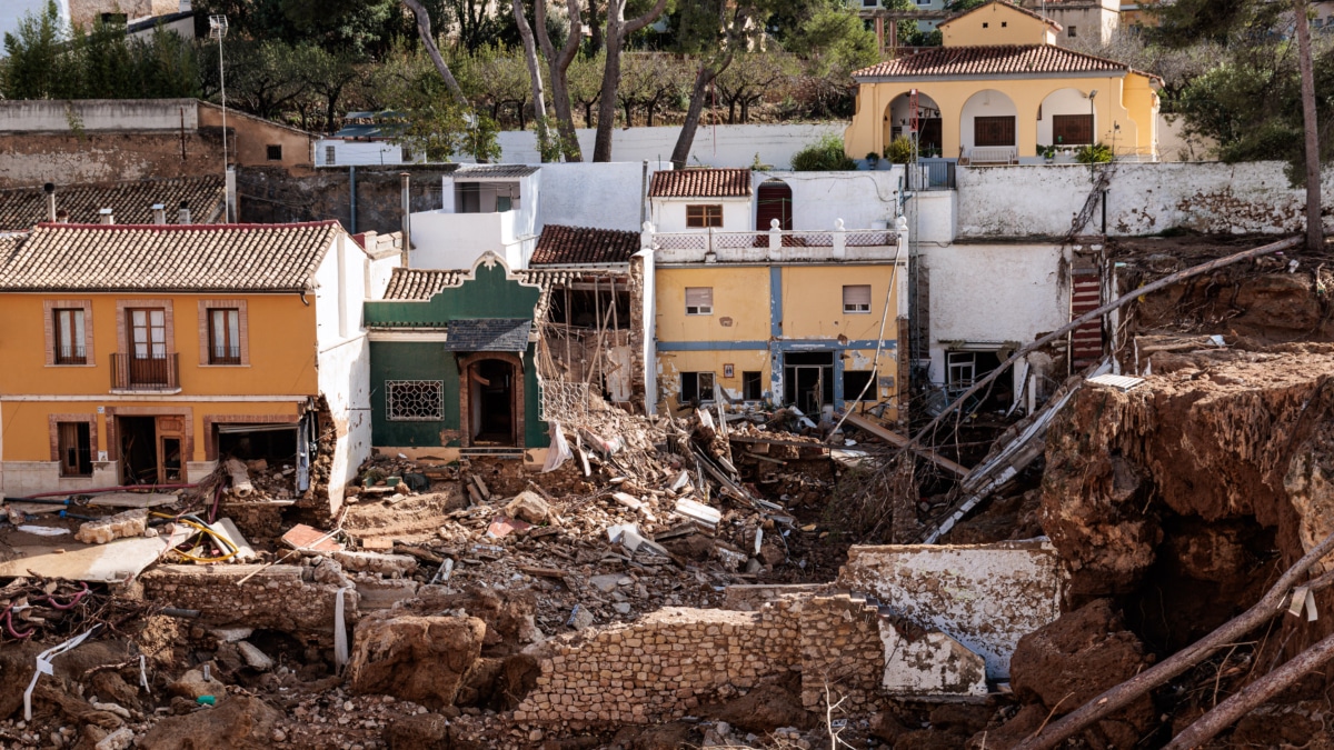 Diecinueve voluntarios intoxicados por respirar monóxido de carbono en un garaje de Chiva