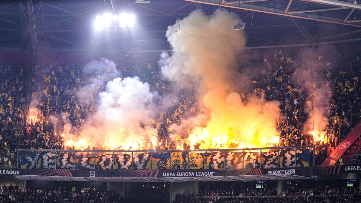 Los ultras del Maccabi: de boicotear el minuto de silencio por las víctimas de Valencia a cantar "muerte a los árabes"