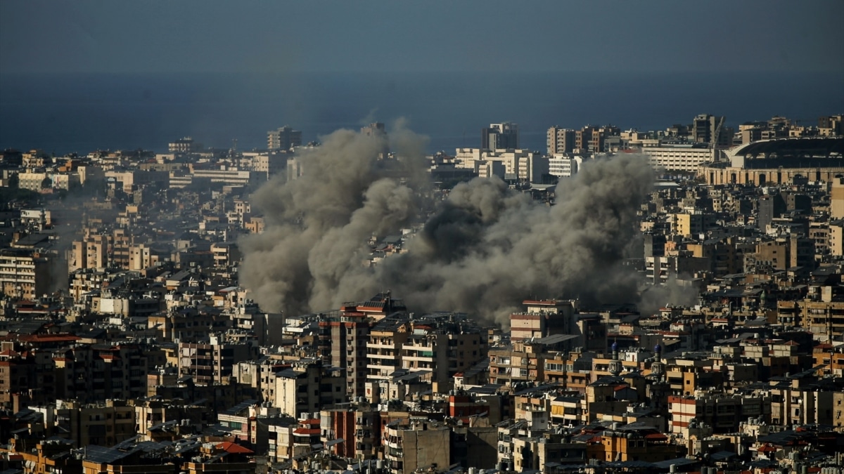 Beirut, tras un ataque aéreo israelí en el sur de la ciudad.