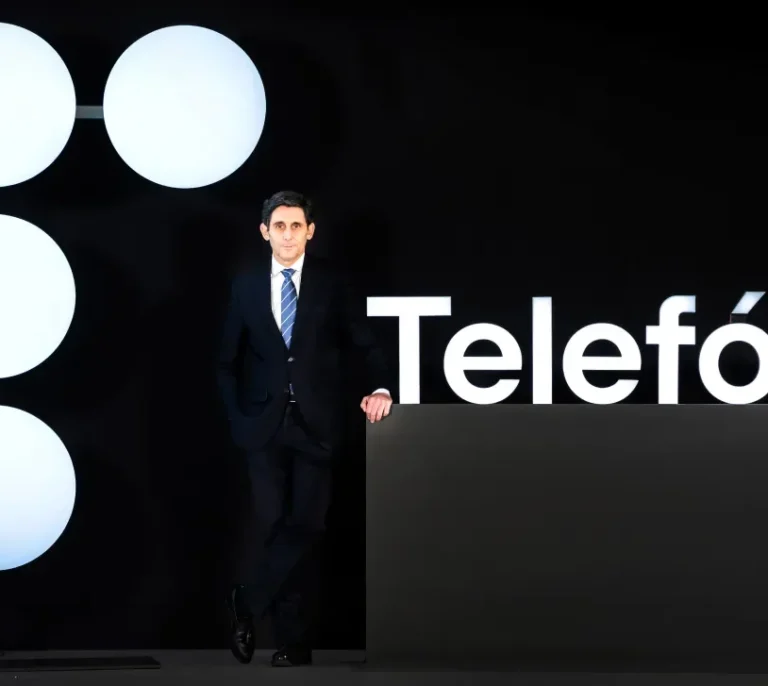 La guerra entre Telefónica y Deutsche Telekom por la 'T' como logo: "Si no llegan a un acuerdo durará años"