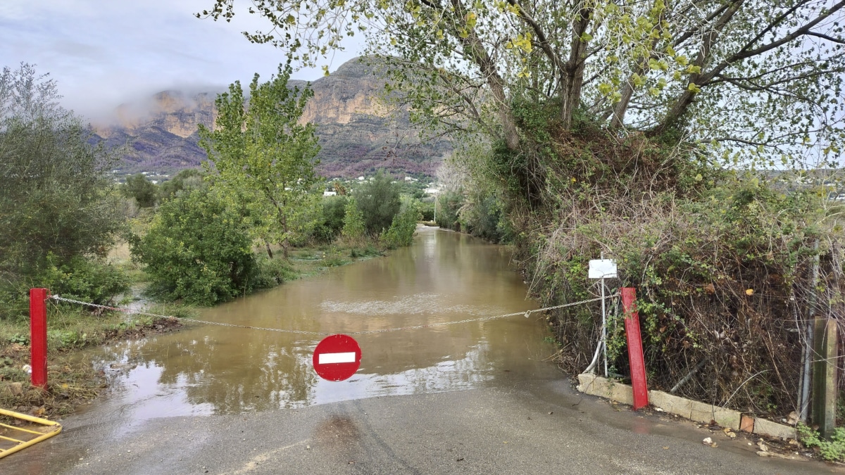 La Aemet amplía hasta mañana el nivel rojo por lluvias torrenciales en Valencia