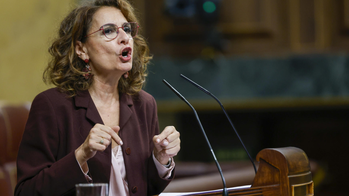 La vicepresidenta primera y ministra de Hacienda, María Jesús Montero, este miércoles en el Congreso de los Diputados