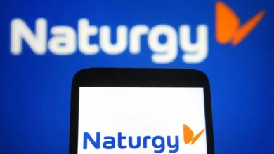 La emiratí Taqa contacta con CriteriaCaixa para reactivar su oferta por Naturgy