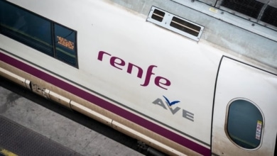 Novedades en la Tarjeta Dorada de Renfe para mayores de 60 años, así puedes beneficiarte de todos sus descuentos