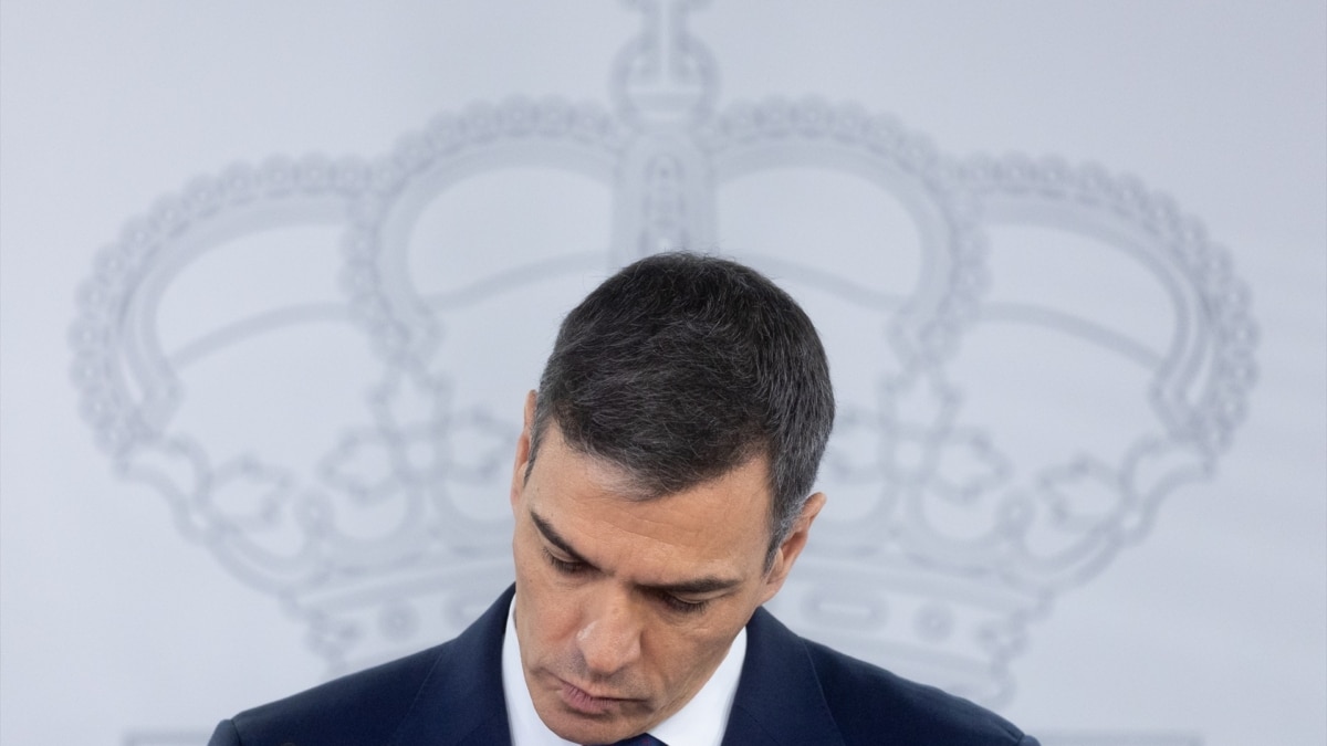 El presidente del Gobierno, Pedro Sánchez, en una comparecencia por la DANA en el Palacio de la Moncloa