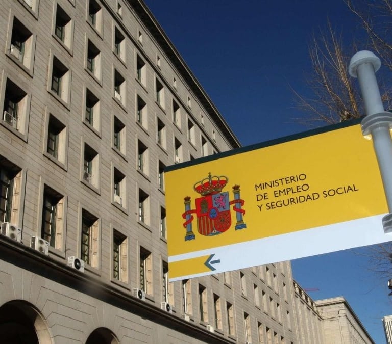 La Seguridad Social anuncia el nuevo carnet para jubilados en España, requisitos y cómo solicitarlo