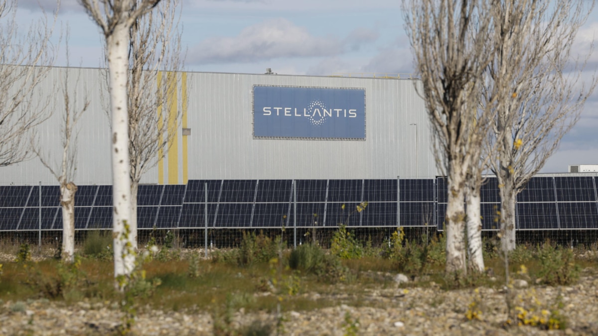 Las oficinas del grupo automovilístico Stellantis en Zaragoza