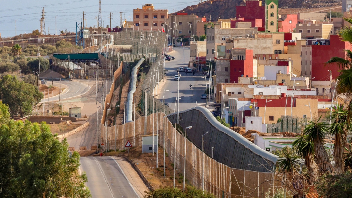 Silencio absoluto en Exteriores ante el bloqueo de Marruecos a las aduanas de Ceuta y Melilla