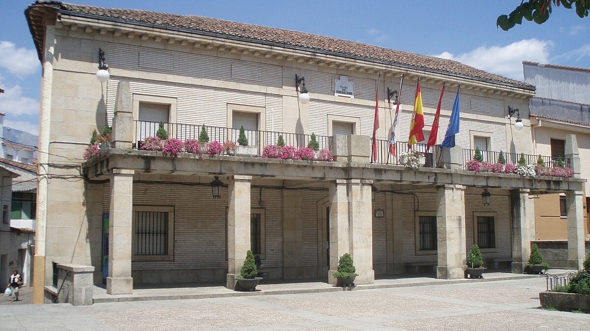 Arenas de San Pedro