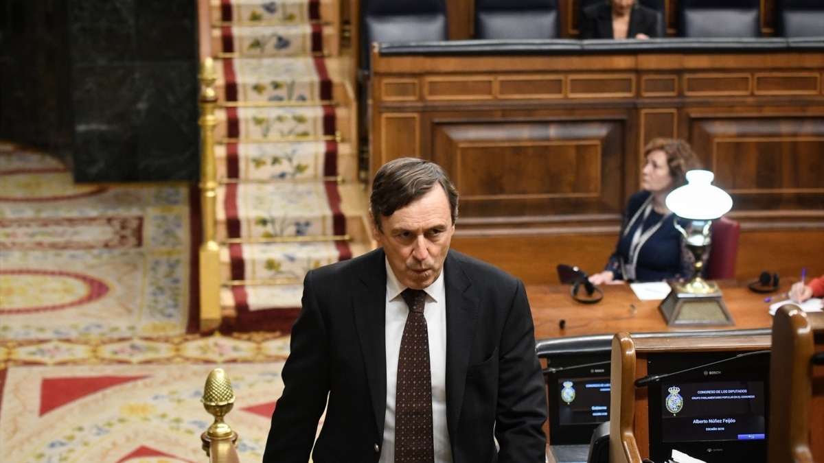 El diputado del PP, Rafa Hernando, durante una sesión plenaria en el Congreso de los Diputados