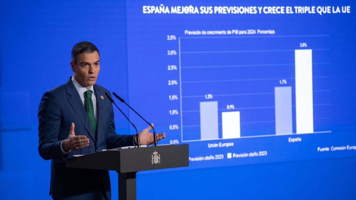 El presidente del Gobierno, Pedro Sánchez, durante su comparecencia de balance del año político, este 23 de diciembre de 2024, tras la reunión del Consejo de Ministros, en la Moncloa.