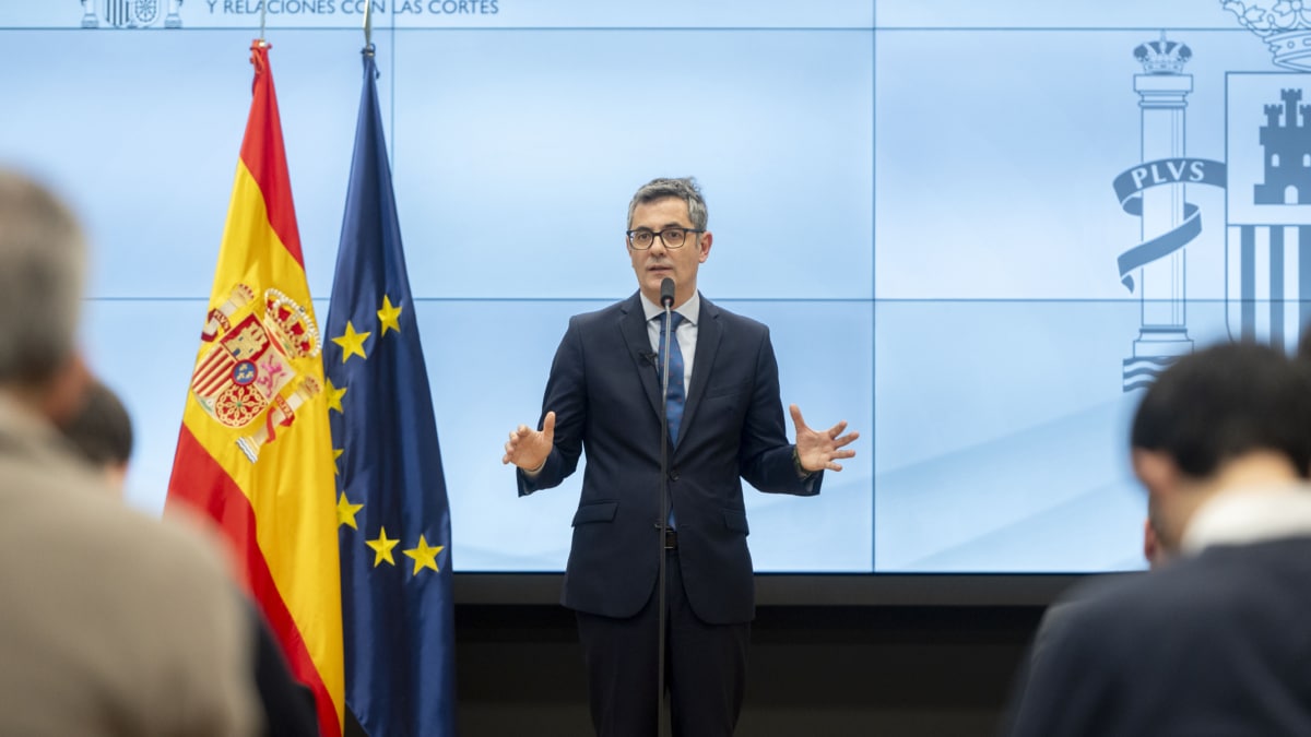 El ministro de la Presidencia, Justicia y Relaciones con las Cortes, Félix Bolaños, ofrece una rueda de prensa tras su reunión con el conseller de Justícia i Qualitat Democrática de la Generalitat de Catalunya, Ramon Espadaler, en el Ministerio de la Presidencia, Justicia y Relaciones con las Cortes, a 27 de diciembre de 2024, en Madrid (España). Ambos, junto al alcalde de Barcelona, Jaume Collboni, se reunieron el pasado 4 de diciembre para abordar un plan de choque para combatir la multireincidencia. Alberto Ortega / Europa Press 27 DICIEMBRE 2024;JUSTICIA;CONSELLER;MINISTRO;REUNIÓN 27/12/2024