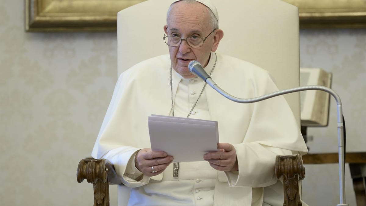 El Papa durante la Misa de Santa Marta.