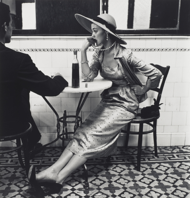 Irving Penn, 'Café de Lima', con Jean Patchett para 'Vogue' (1948).