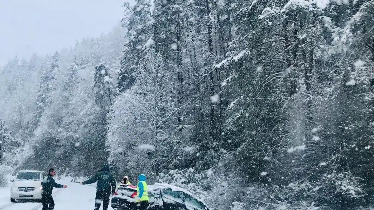 Alerta de Protección civil: el puente de diciembre traerá un episodio de tiempo invernal con una masa de aire polar