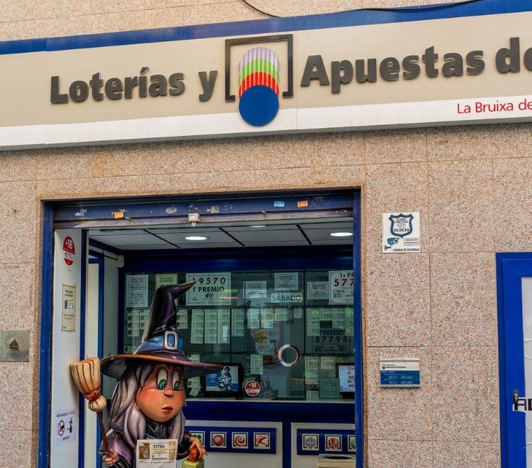 Si te toca la lotería de Navidad y cobras el IMV, puedes perder la ayuda