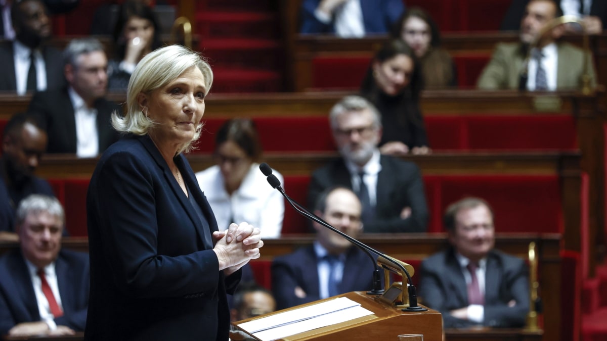 Marine Le Pen durante su discurso en la Asamblea Nacional