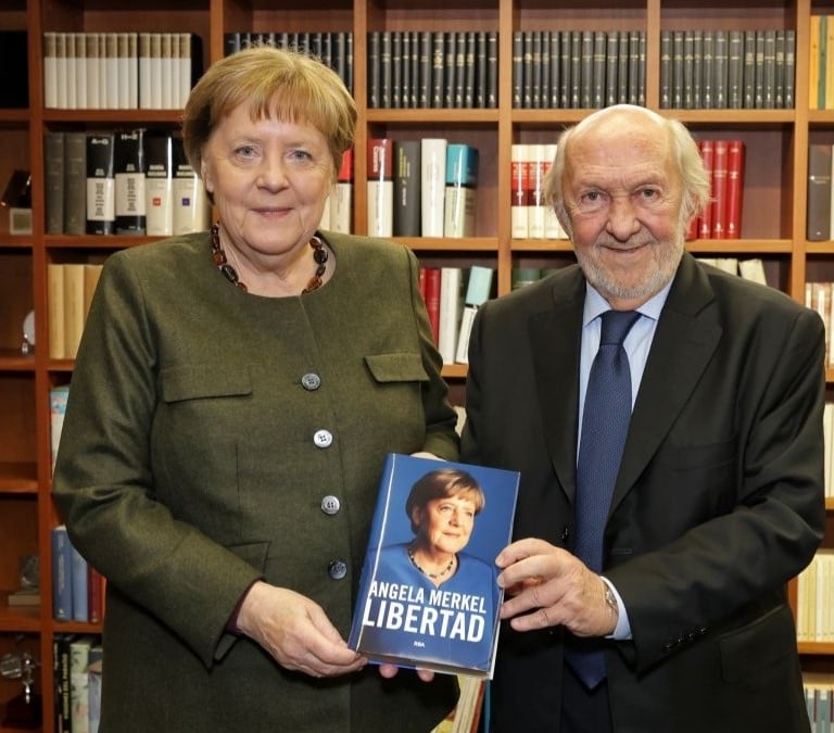 Angela Merkel presenta sus memorias en el Auditorio RBA de Barcelona y reflexiona sobre su legado