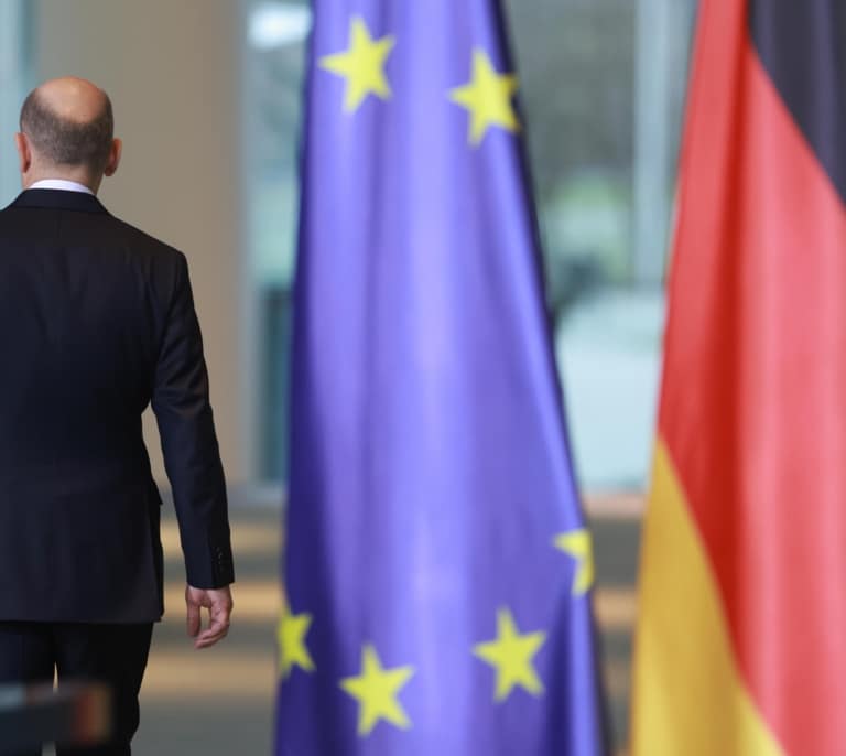 Alemania, rumbo a elecciones el 23F tras la derrota del canciller Scholz en el Parlamento